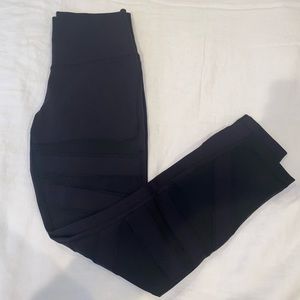 Lululemon black leggings